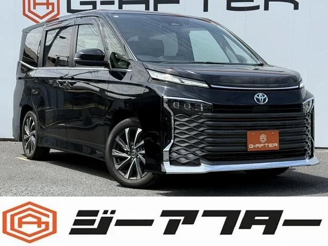 Toyota VOXY HYBRID S-Z 2022 — фото 1, купить с доставкой в Москву