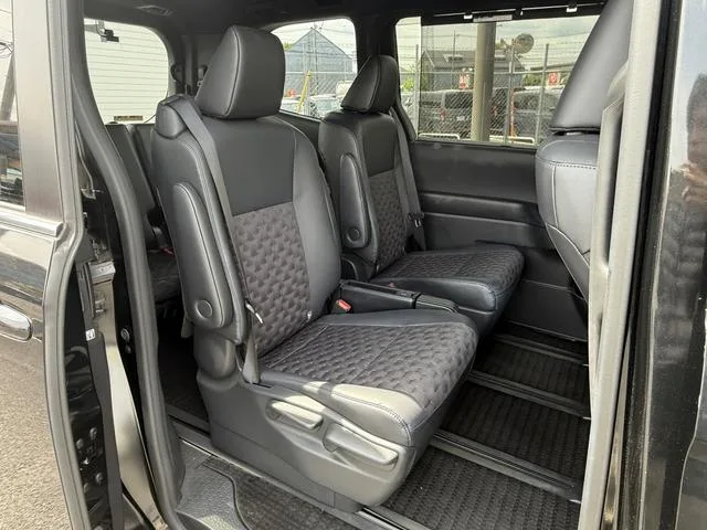 Toyota VOXY HYBRID S-Z 2023 — миниатюра 5