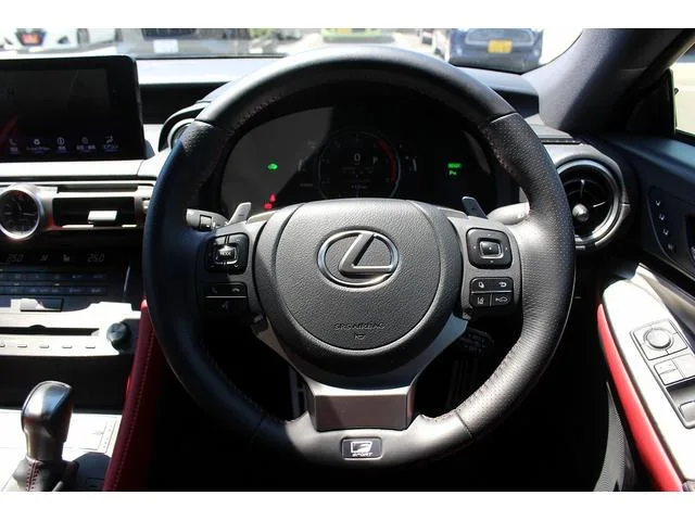 Lexus RC RC300H F SPORT 2023 — миниатюра 5