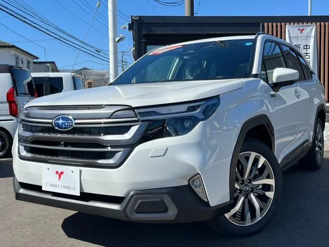Subaru FORESTER PREMIUM S:HEV EX 2026 — фото 1, купить с доставкой в Москву