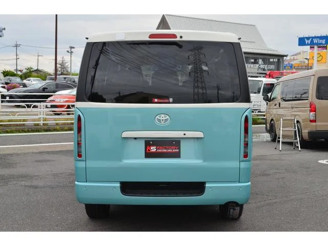 Toyota HIACE VAN LONG DX GL PACKAGE 2023 — миниатюра 3