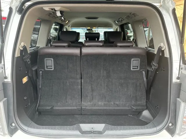 Nissan ELGRAND 250HIGHWAY STAR S 2024 — миниатюра 4