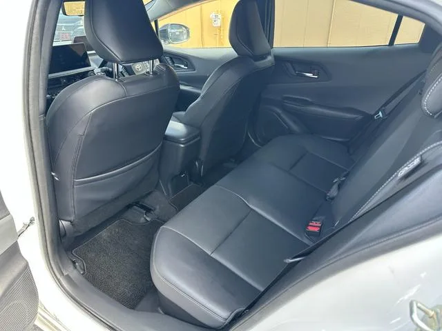 Toyota Prius Z 2025 — миниатюра 4