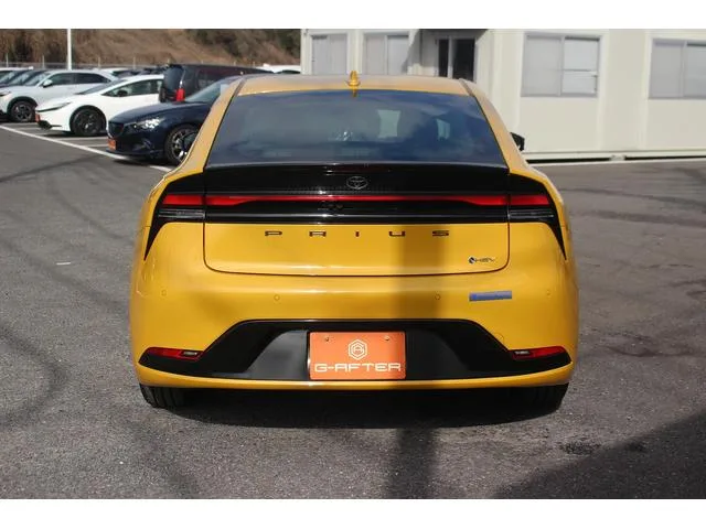 Toyota PRIUS Z 2023 — миниатюра 4