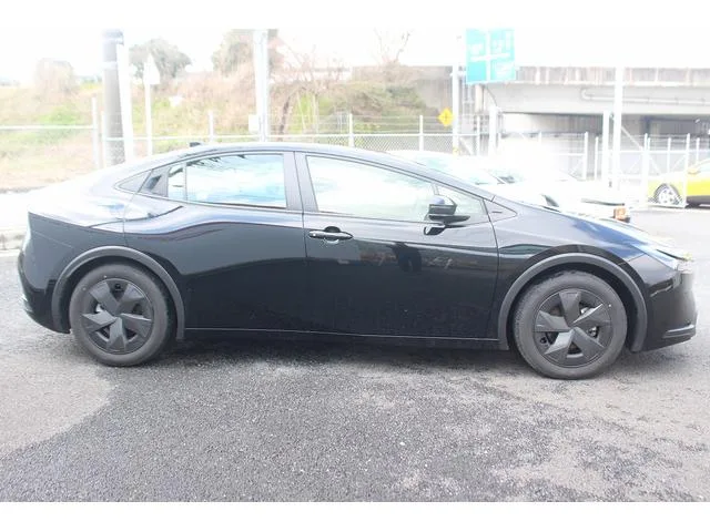 Toyota PRIUS U 2023 — миниатюра 3