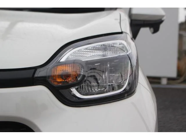 Toyota SIENTA X 2023 — миниатюра 4