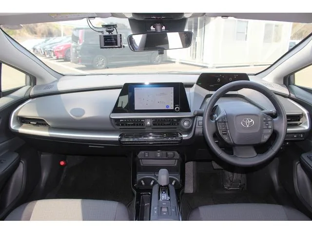 Toyota PRIUS U 2023 — миниатюра 2