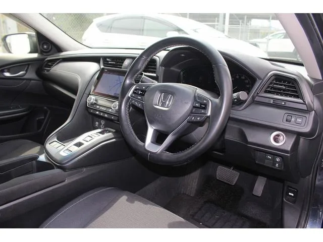 Honda INSIGHT LX 2022 — миниатюра 2