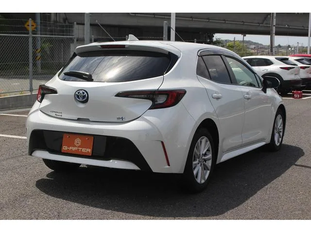 Toyota COROLLASPORT HYBRID G 2022 — миниатюра 4