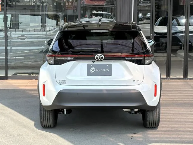 Toyota YARIS CROSS HYBRID Z 2026 — миниатюра 4