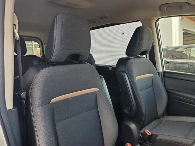 Nissan SERENA E-POWER HIGHWAY STAR V 2023 — миниатюра 4