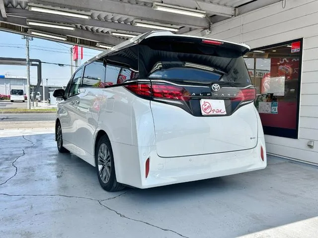 Toyota ALPHARD HYBRID Z 2024 — миниатюра 3