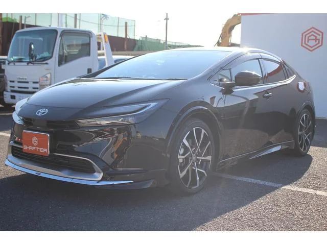 Toyota Prius Z 2023 — миниатюра 5