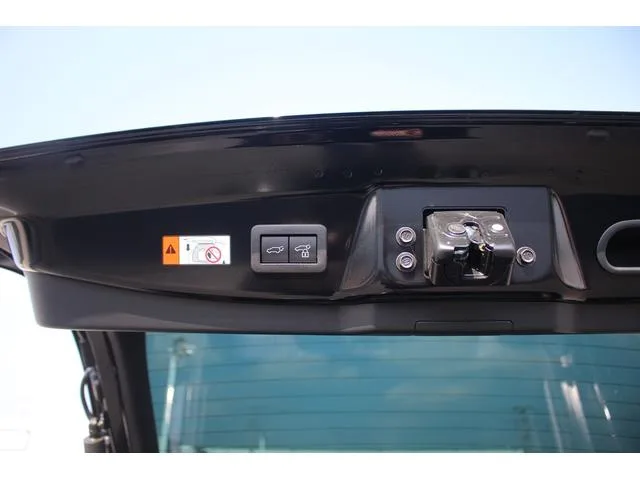 Toyota PRIUS Z 2023 — миниатюра 5