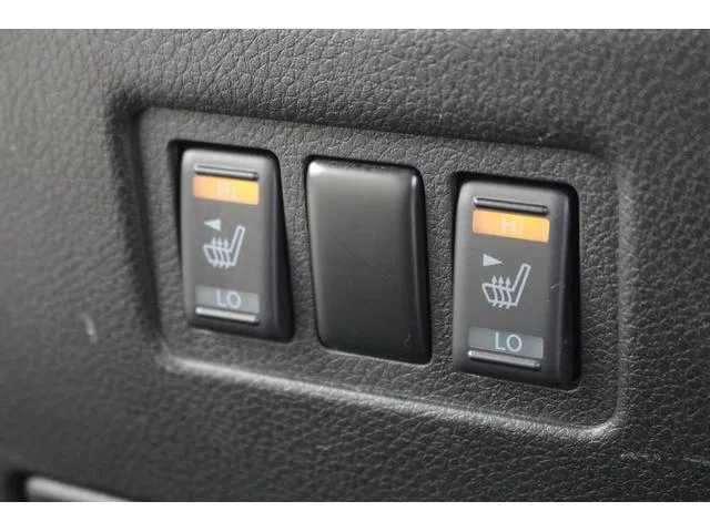 Nissan ELGRAND VIP POWER SEAT PACKAGE 2023 — миниатюра 3