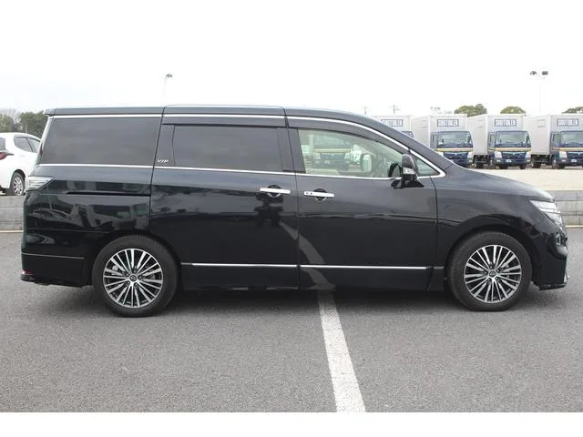 Nissan ELGRAND VIP POWER SEAT PACKAGE 2023 — миниатюра 5