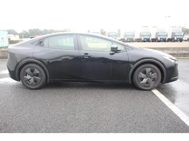 Toyota Prius U 2024 — миниатюра 5