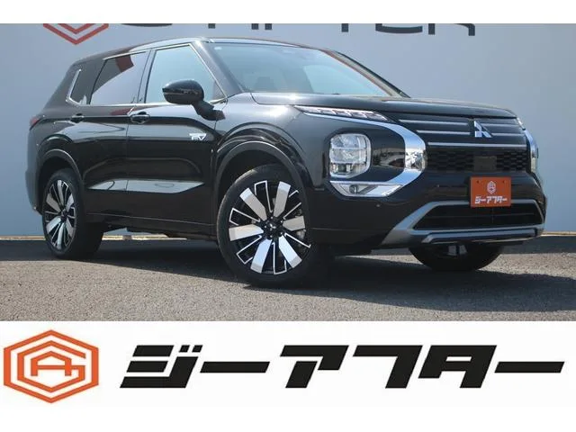 Mitsubishi OUTLANDER PHEV P 2024 — фото 1, купить с доставкой в Москву