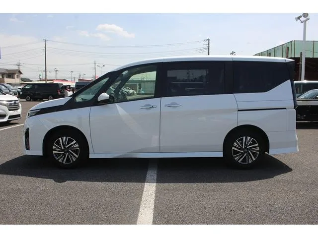Nissan SERENA HIGHWAY STAR V 2025 — миниатюра 4