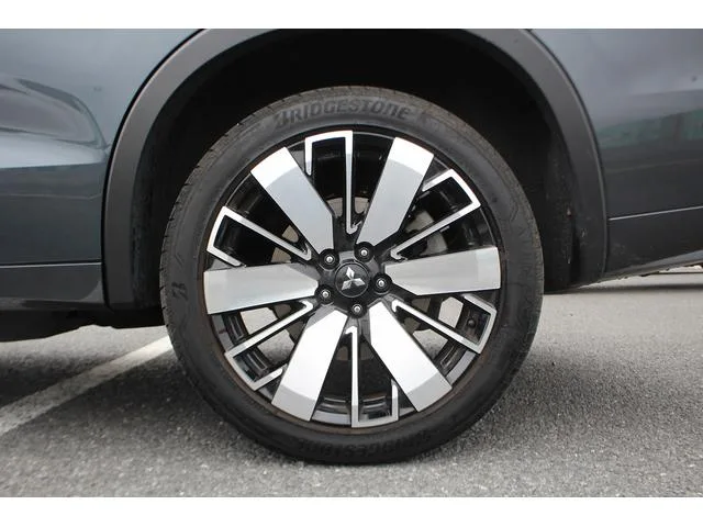 Mitsubishi OUTLANDER PHEV P 2024 — миниатюра 5