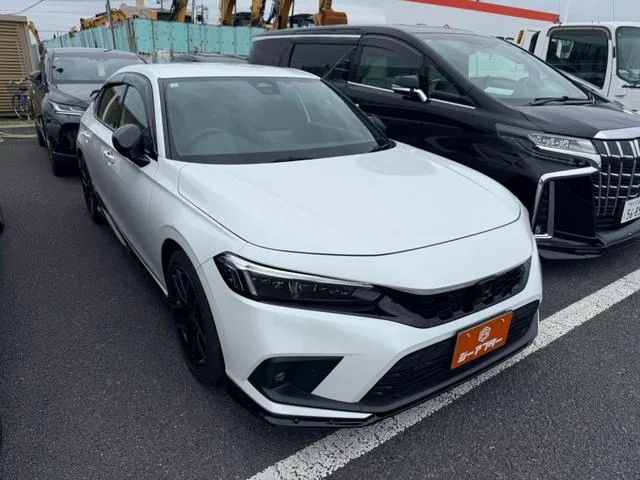Honda CIVIC E:HEV 2023 — фото 1, купить с доставкой в Москву