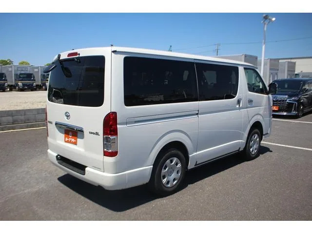 Toyota HIACE VAN LONG SUPER GL MULTI ROLE TRANSPORTER TYPE I 2023 — миниатюра 4