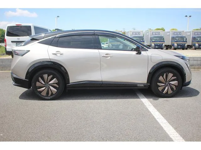 Nissan ARIYA B9 LIMITED 2022 — миниатюра 4