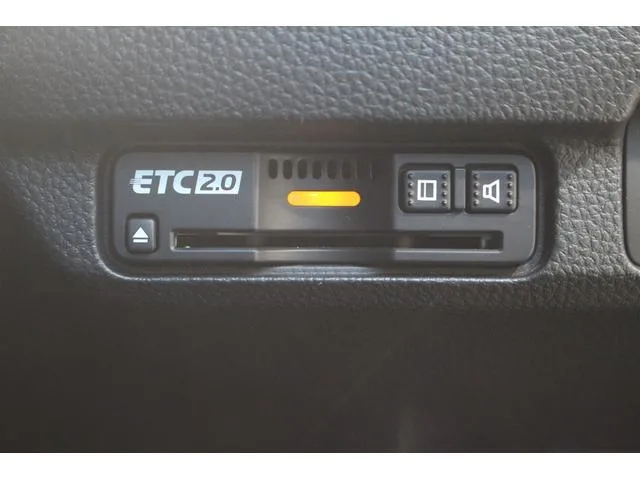Honda CIVIC E:HEV 2022 — миниатюра 2