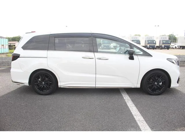 Honda ODYSSEY HYBRID e:HEV ABSOLUTE EX BLACK EDITION 2023 — миниатюра 4