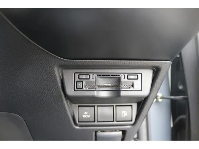 Toyota PRIUS U 2025 — миниатюра 2