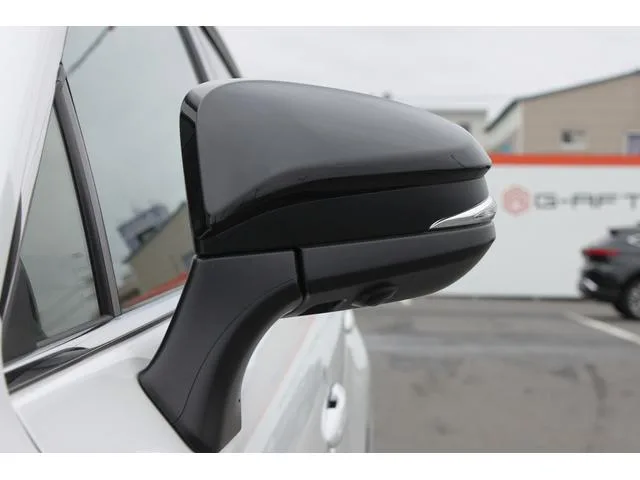 Toyota HARRIER PHEV Z 2022 — миниатюра 5