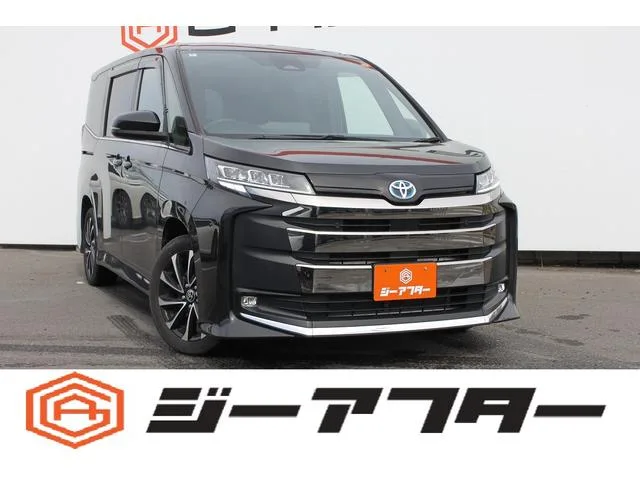 Toyota NOAH HYBRID S-Z 2022 — фото 1, купить с доставкой в Москву