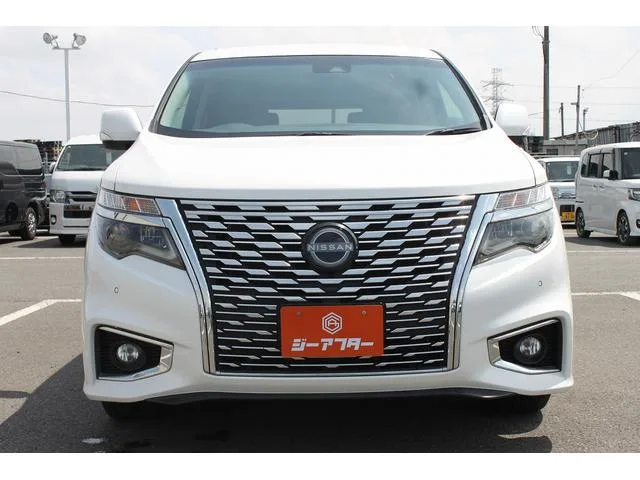 Nissan ELGRAND 250HIGHWAY STAR S 2024 — миниатюра 2