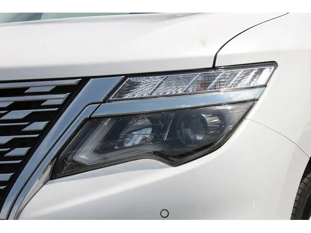 Nissan ELGRAND 250HIGHWAY STAR S 2024 — миниатюра 3