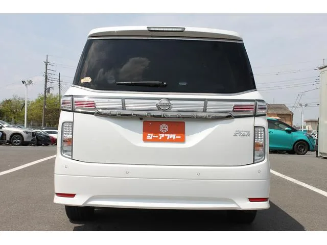 Nissan ELGRAND 250HIGHWAY STAR S 2024 — миниатюра 4
