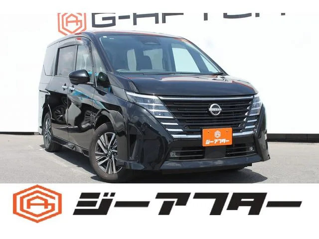 Nissan SERENA E-POWER LUXION 2024 — фото 1, купить с доставкой в Москву