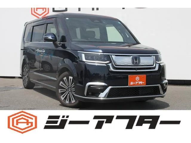 Honda STEPWAGON E:HEV SPADA PREMIUM LINE 2024 — фото 1, купить с доставкой в Москву