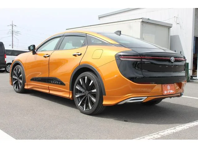 Toyota CROWN CROSSOVER RS ADVANCED 2023 — миниатюра 4