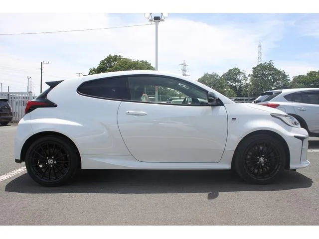 Toyota GR YARIS RC 2023 — миниатюра 5