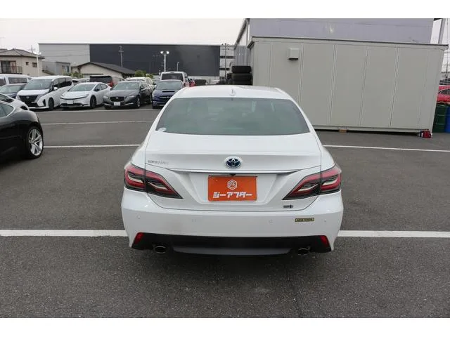 Toyota CROWN HYBRID S 2022 — миниатюра 3