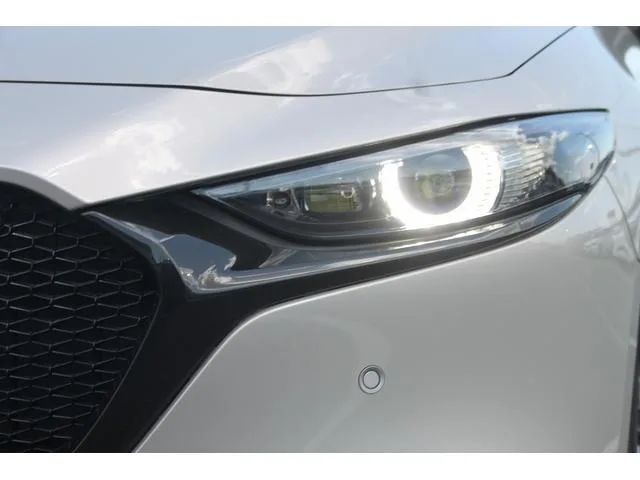 Mazda MAZDA3 FASTBACK 20S RETRO SPORTS EDITION 2024 — миниатюра 3