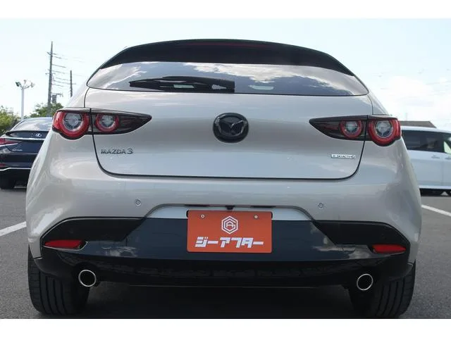 Mazda MAZDA3 FASTBACK 20S RETRO SPORTS EDITION 2024 — миниатюра 4