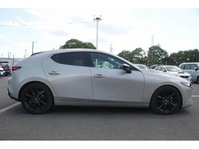 Mazda MAZDA3 FASTBACK 20S RETRO SPORTS EDITION 2024 — миниатюра 5