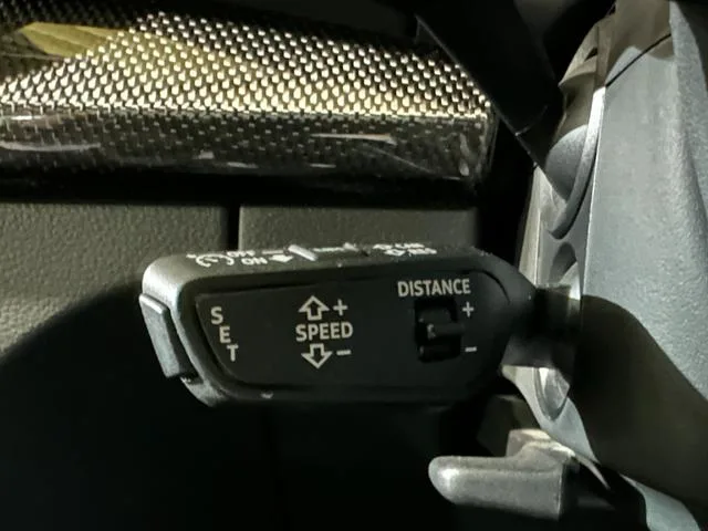 Audi SQ5 SPORTBACK BASE GRADE 2023 — миниатюра 5