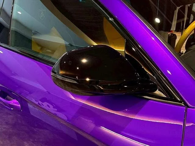 Lamborghini URUS BASE GRADE 2023 — миниатюра 3
