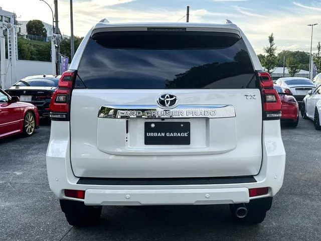 Toyota Land Cruiser Prado TX L PACKAGE 2023 — миниатюра 2