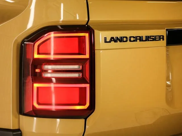 Toyota LAND CRUISER 250 VX FIRST EDITION 2024 — миниатюра 4