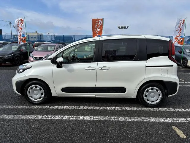 Toyota SIENTA HYBRID G 2023 — миниатюра 4
