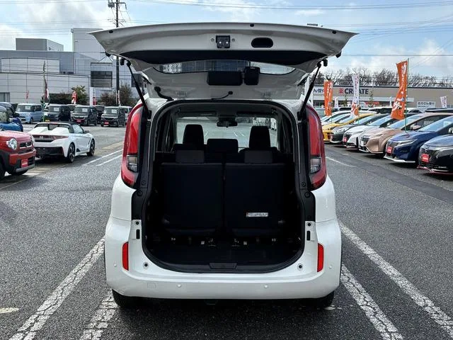 Toyota SIENTA HYBRID G 2023 — миниатюра 5
