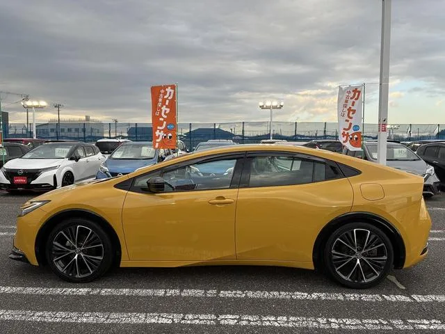 Toyota Prius Z 2023 — миниатюра 4